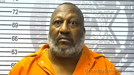 Mugshot of ROY LASUNN WASHINGTON booked in Harrison County, Mississippi on March 19, 2026