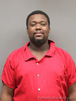 Mugshot of Kuaron Devante Hilliard booked in Hinds County, Mississippi on September 12, 2026