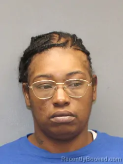 Mugshot of DESRREE DESVOJAI ALLEN booked in Hinds County, Mississippi on July 8, 2026