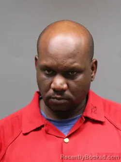 Mugshot of WILLIE DEMARQUICE REAVES