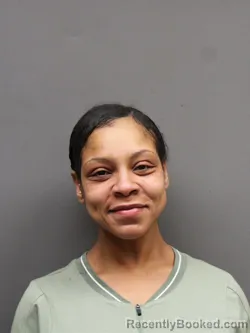 Mugshot of AYANNA FRANKLIN