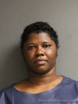 Mugshot of YAHISHA RENEE WARREN