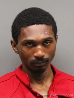 Mugshot of LADARRIUS MOORE