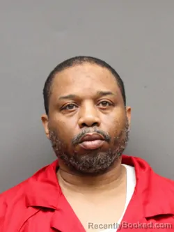 Mugshot of FAMENTA ROBINSON