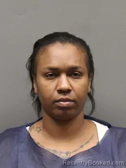 Mugshot of NANKEDIA CHANTE LOWE booked in Hinds County, Mississippi on May 1, 2026
