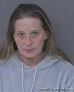 Mugshot of ROBIN RENAE DEATON