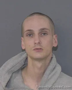 Mugshot of CHRISTOPHER DANIEL SMITH