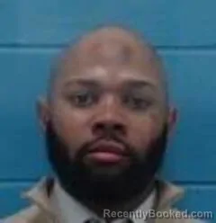 Mugshot of BRAXTON WILLIE