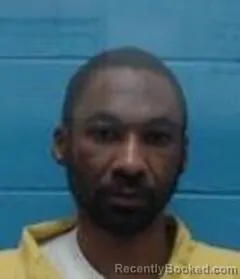 Mugshot of DARIUS ROSS