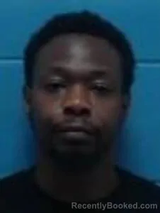 Mugshot of CRANDAL R NEWTON