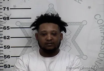 Mugshot of AUNREE DAQURIS DENNIS