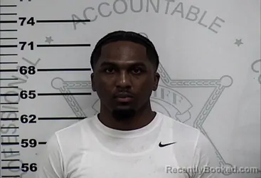Mugshot of JERTAVIOUS DESHAN CHAPMAN
