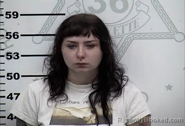 Mugshot of KAYLA LEEANNE MCLARTY