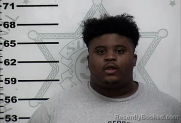 Mugshot of KELUN TREVEON LEWIS