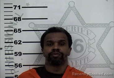 Mugshot of SHARONE ANTONIO SIMMONS booked in Lafayette County, Mississippi on April 24, 2026