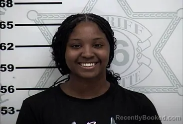 Mugshot of Zhanaria Tyquia Davis booked in Lafayette County, Mississippi on October 18, 2026