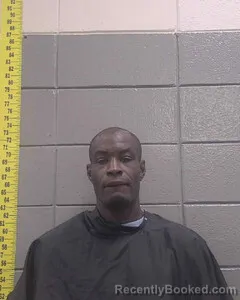 Mugshot of Tramendez Mosley booked in Lauderdale County, Mississippi on October 20, 2026