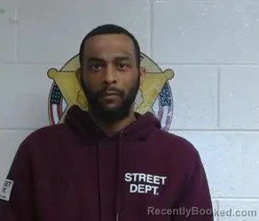 Mugshot of TREVEON CARR