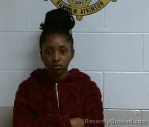 Mugshot of JOLIYA ADRIANA HAYES