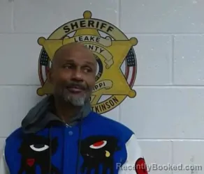 Mugshot of JJ LEMOND RISER