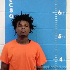 Mugshot of DEVONTA JOINER booked in Lincoln County, Mississippi on May 25, 2026