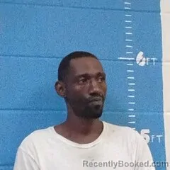 Mugshot of PEARLY THOMAS booked in Lincoln County, Mississippi on April 24, 2026