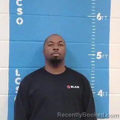 Mugshot of DYQUAVIUS THOMAS booked in Lincoln County, Mississippi on March 31, 2026