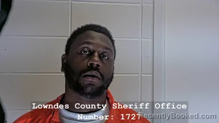 Mugshot of CLIFTON LAMAR SNOW booked in Lowndes County, Mississippi on June 4, 2026