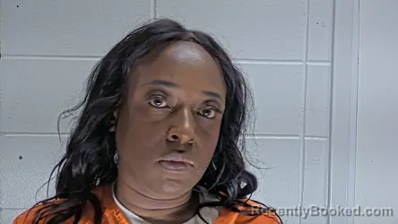 Mugshot of Latoria Tyrionna Lard booked in Lowndes County, Mississippi on October 3, 2026