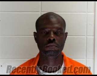 Mugshot of TYRIE LOUIS SHIELDS