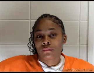 Mugshot of TIARA LONAE MINGO