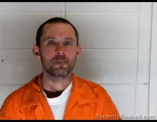 Mugshot of ROBERT LYNN COGGINS