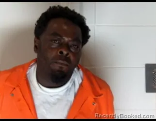 Mugshot of LATRAVIS DEON HOWARD booked in Lowndes County, Mississippi on April 11, 2026