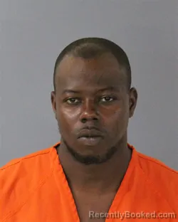 Mugshot of EIKEREN DEMINGUS WALKER booked in Madison County, Mississippi on April 25, 2026