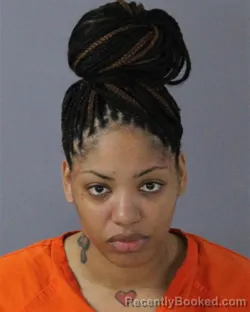 Mugshot of ASHLEY TIARA SYMONE CURTIS