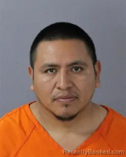 Mugshot of ELMER MORALEZ-RAMIREZ