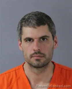 Mugshot of PAUL DYLAN LESTER