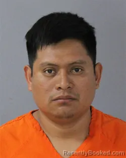 Mugshot of HECTOR DIAZ-HERNANDEZ booked in Madison County, Mississippi on May 6, 2026