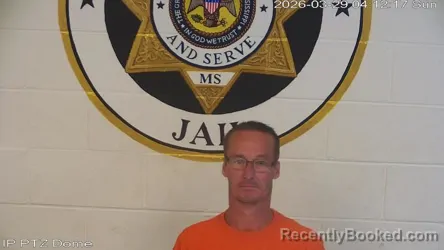 Mugshot of Justin Lee Holmes