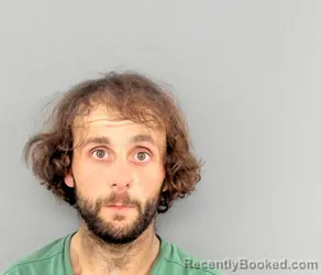 Mugshot of ZACHERY EAVES