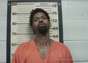 Mugshot of MATTHEW HENRY PRATER-LINDSEY