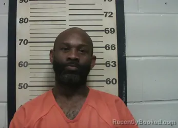 Mugshot of EDWON DESHON KENNARD