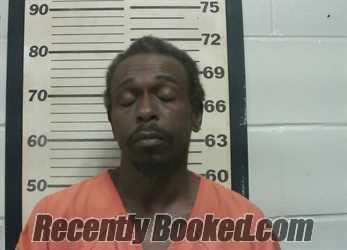 Mugshot of ROBERT ANTIONIO WEEKS