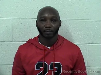 Mugshot of MICHAEL DEWON DEAL