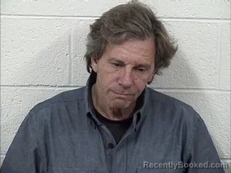 Mugshot of DEWAYNE EDDIE MCMILLAN