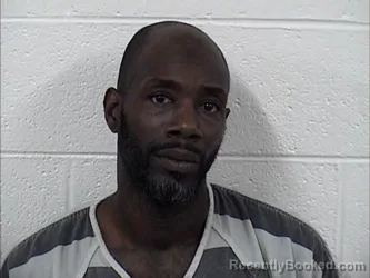 Mugshot of WARREN VALDEZ DEAN booked in Panola County, Mississippi on May 6, 2026