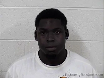 Mugshot of LETAVION TERRELL KNOX booked in Panola County, Mississippi on May 14, 2026