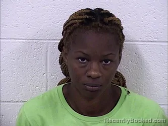 Mugshot of Lameria Lashay Hunt booked in Panola County, Mississippi on September 12, 2026