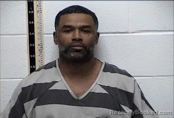 Mugshot of KENTRELL BEAMER