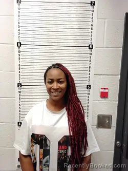 Mugshot of LATOYA ROCHELLE BANKS LEWIS